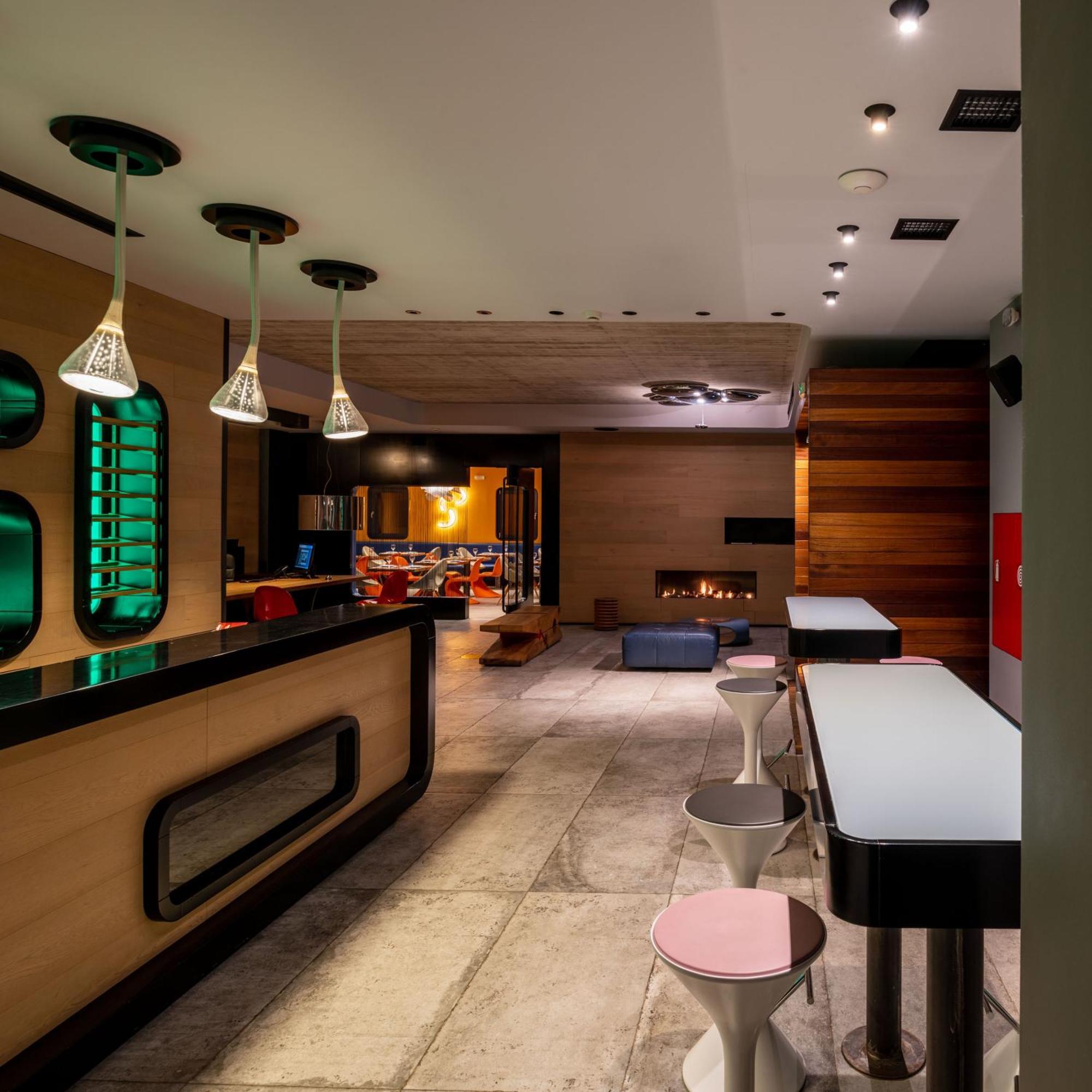 Essence Hotel Janina Zewnętrze zdjęcie