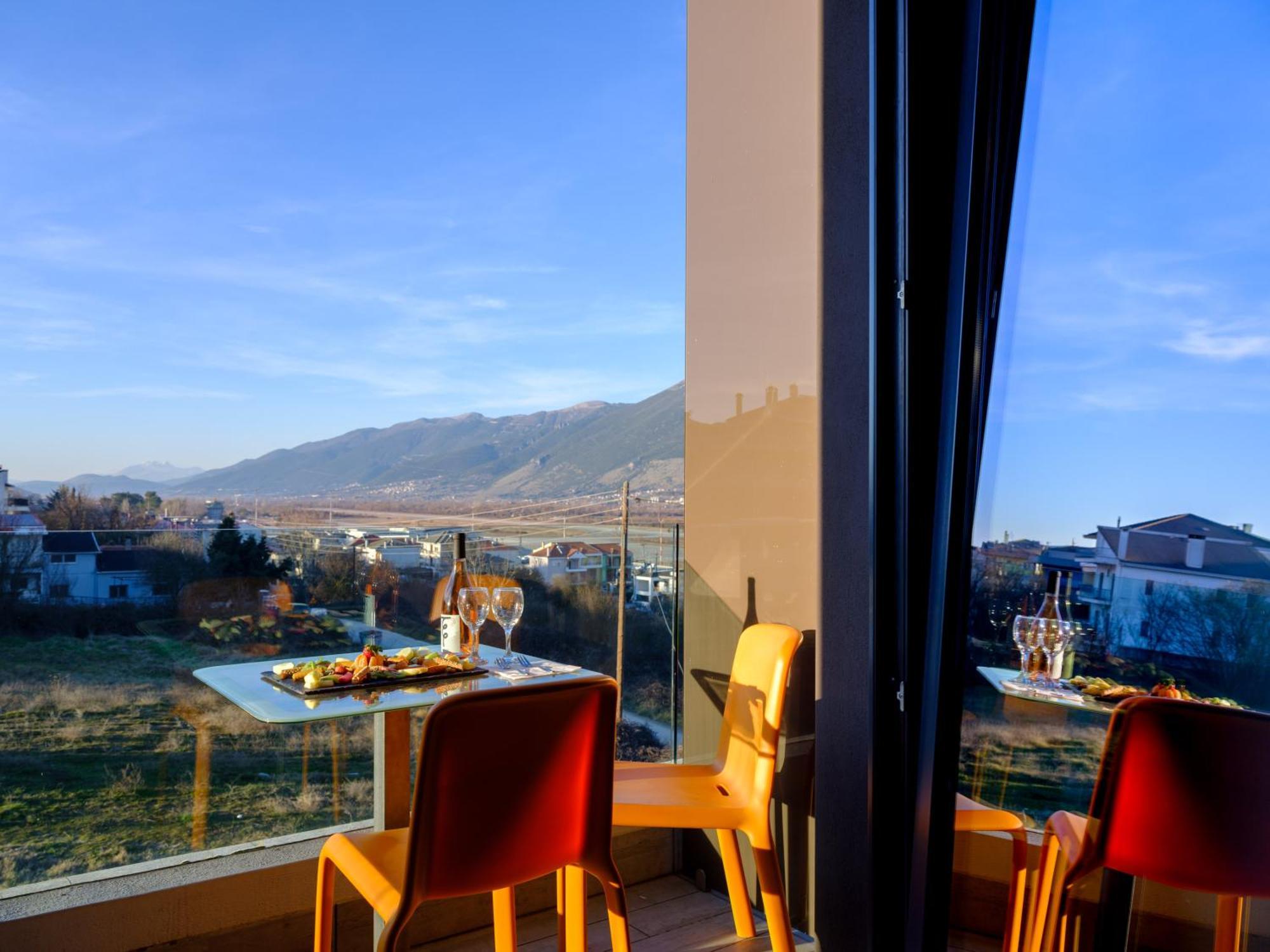 Essence Hotel Janina Zewnętrze zdjęcie