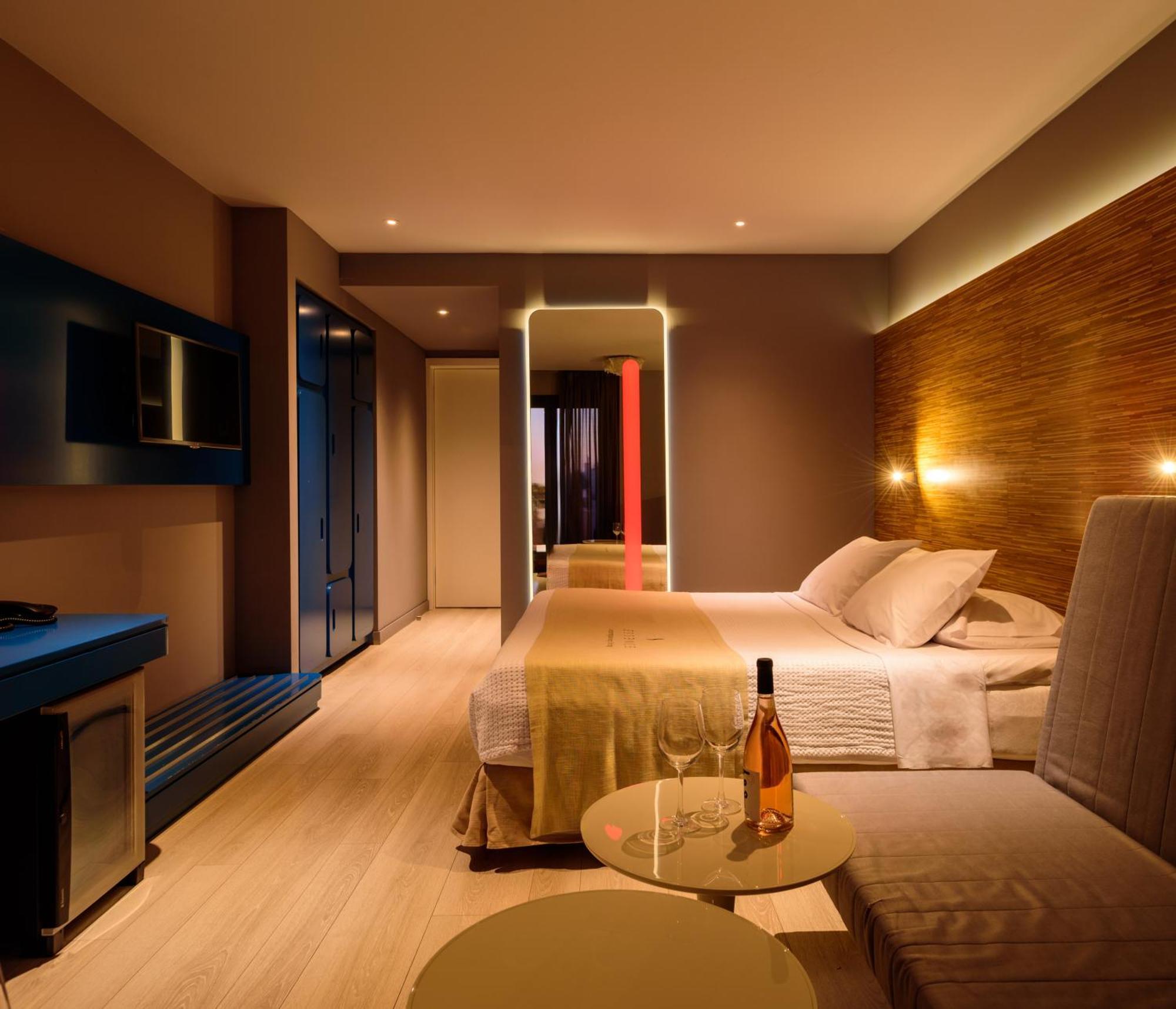 Essence Hotel Janina Zewnętrze zdjęcie