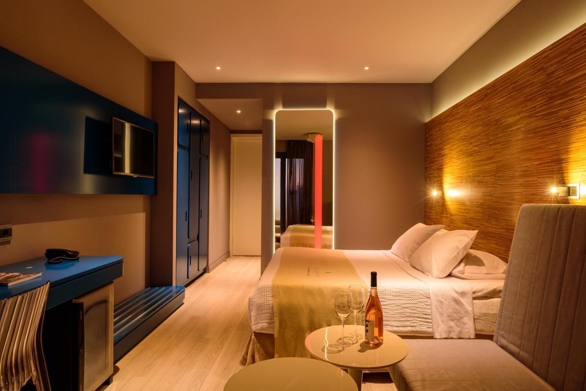 Essence Hotel Janina Zewnętrze zdjęcie
