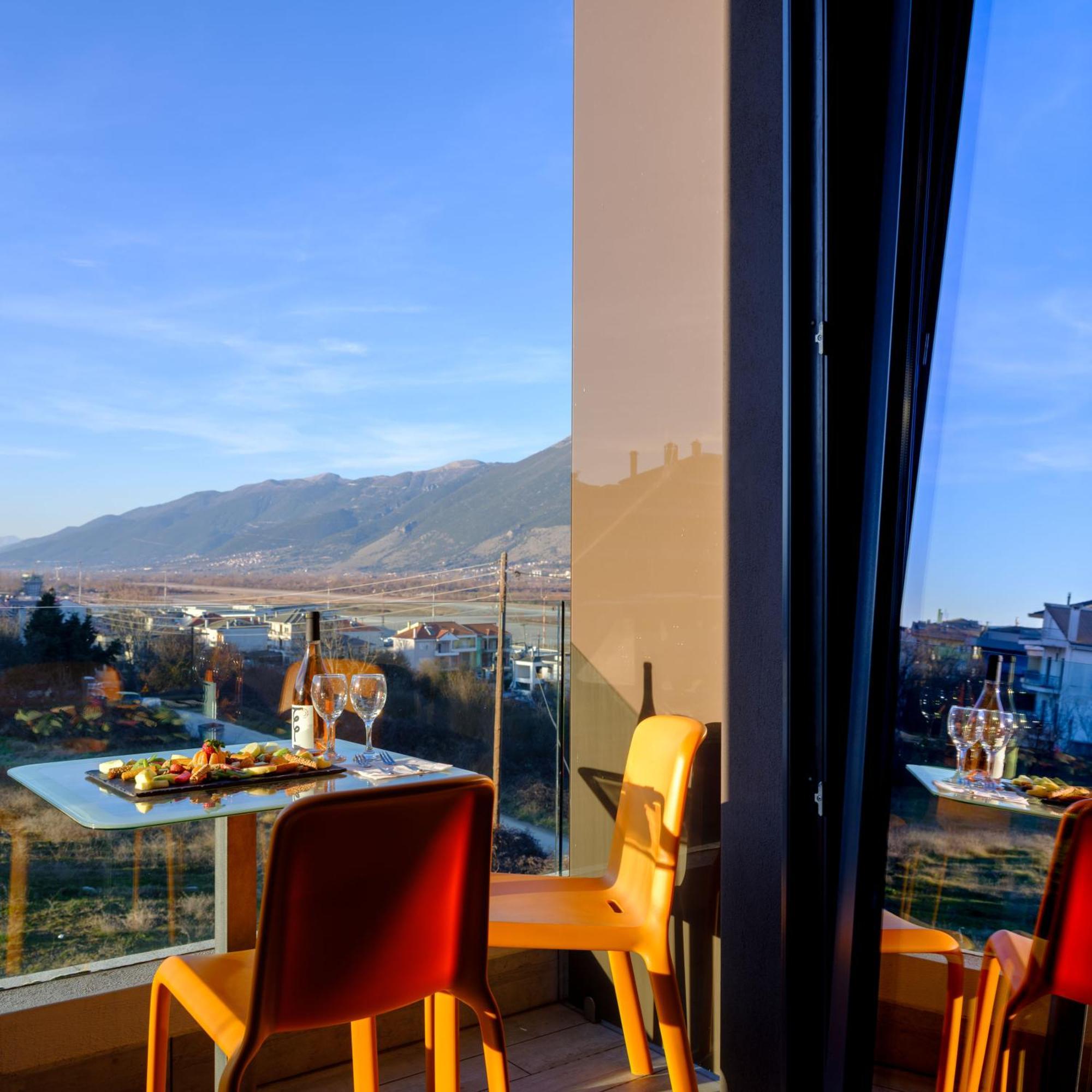 Essence Hotel Janina Zewnętrze zdjęcie